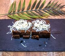 Гренки чесночные с сыром					