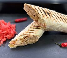 Люля-кебаб в лаваше со свининой