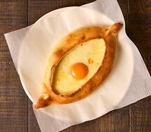 Хачапури по-аджарски 