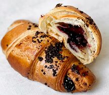 Круассан Чёрная смородина