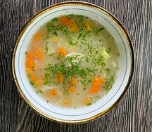 Куриный суп с лапшой 