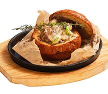 Куриные потрошки в сметане