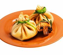 Блины с грибным жульеном и курицей