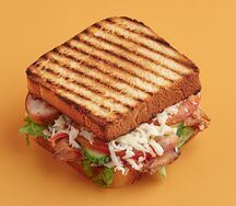 Сэндвич с курицей и соусом Терияки