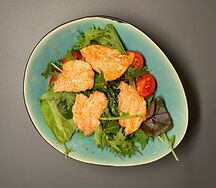 Микс-салат с курицей