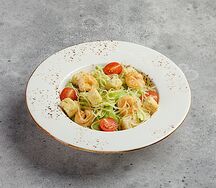 Салат Цезарь с креветками