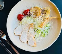 Салат из куриной грудки