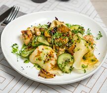 Заварные блинчики с курицей и грибами