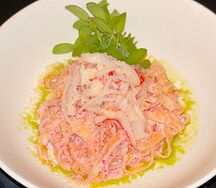 Паста с креветками и снежным крабом
