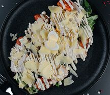 Цезарь с курицей