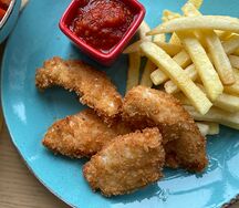 Стрипсы с картошкой фри
