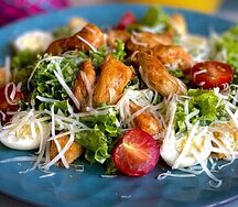 Цезарь с курицей