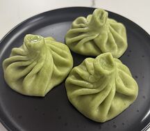 Хинкали с говядиной и шпинатом