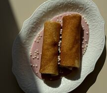 Блинчики с творогом и клубничной сгущенкой 