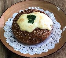 Жульен в булочке
