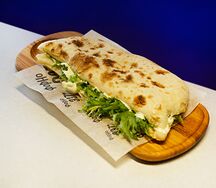 Фокачча Капрезе