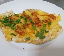 Курица с ананасом