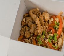 Wok с курицей