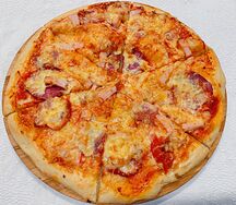 Пицца с беконом