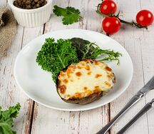Картофель, запеченный с сыром сулугуни