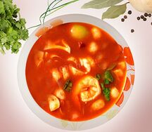 Томатный суп с морепродуктами