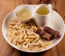Галушки с сушеной колбасой