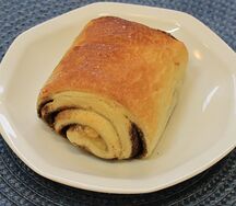 Булочка с корицей