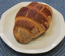 Круассан со сгущенкой