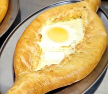 Хачапури по-аджарски