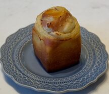 Бриошь с грудинкой