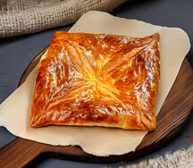 Хачапури из слоеного теста