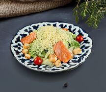 Цезарь с семгой