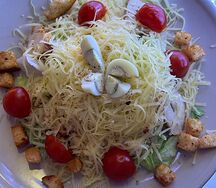 Цезарь с курицей