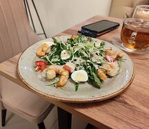 Руккола с креветками