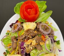 Салат Гой зыа бо с ананасом