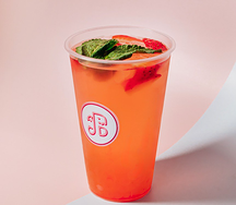 Напиток Pink Dragon M ice
