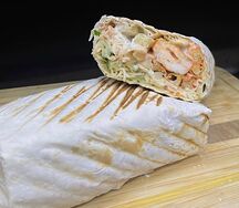Шаурма из курицы в лаваше