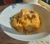 Солянка из капусты с мясом
