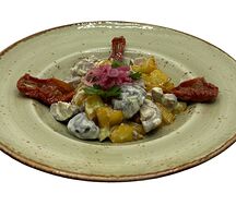 Мясной с языком и грибами