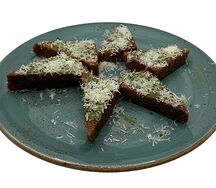 Гренки с соусом песто и пармезаном