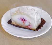 Меренговый рулет