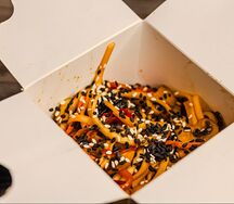 Яичная лапша с морепродуктами
