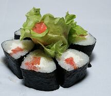 Футо маки с копченым лососем