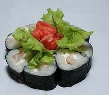 Футо маки с морским окунем