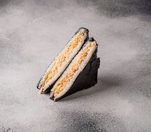 Онигири с креветкой