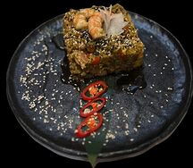 Тяхан с курицей и креветкой