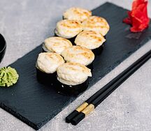 Ролл Запеченный с тигровой креветкой