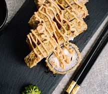 Ролл Горячая курица