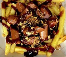 Бокс Картофель фри и сочная куриная колбаска