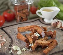 Гренки с чесноком
